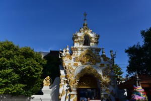 Wat Chedi Luang - Haupttor