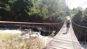Instabile Holzbrücke
